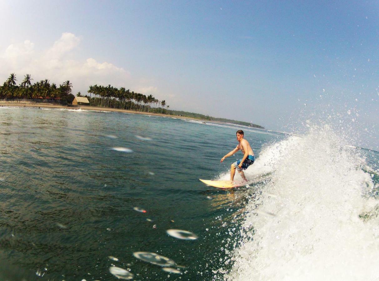 The Nyamo Surf & Stay Pulukan Kültér fotó