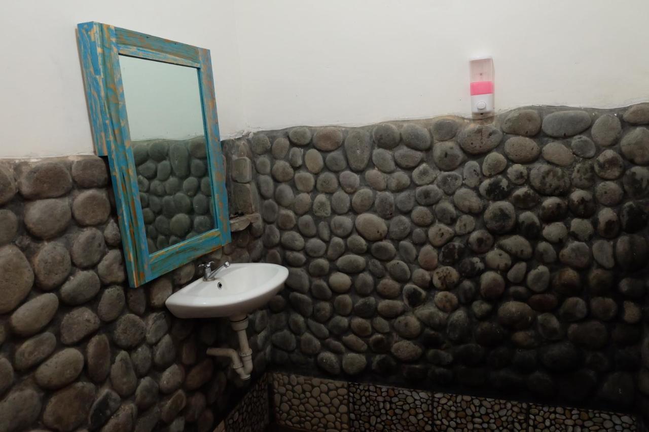 The Nyamo Surf & Stay Pulukan Kültér fotó